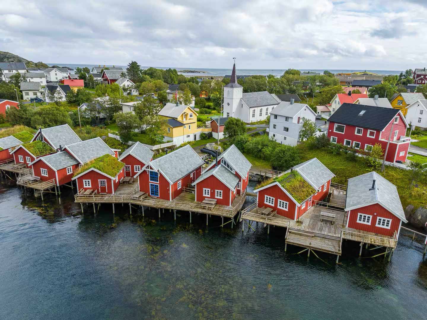 gruppenreise-norwegen-rundreise-lofoten-polarlichter-unterkunft-reine-danielle-strayed-4